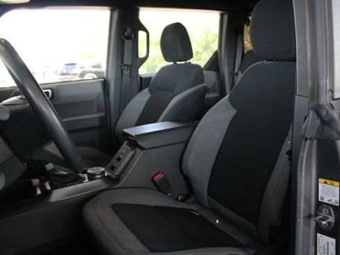 Used 2022 Ford Bronco Big Bend image 11