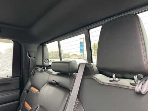 Used 2021 GMC Sierra 2500 AT4 w/ AT4 Premium Plus Package image 15
