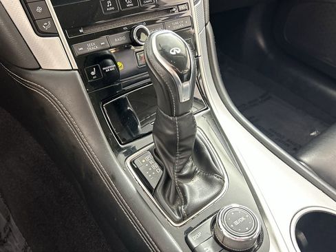 Used 2021 INFINITI Q50 Luxe image 16