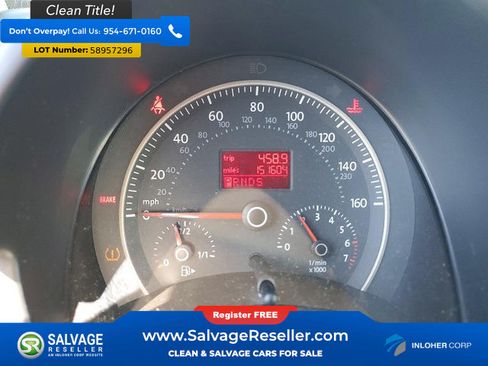 Used 2010 Volkswagen Beetle Coupe FWD image 12