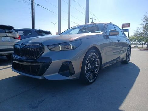 New 2026 BMW 530i image 3