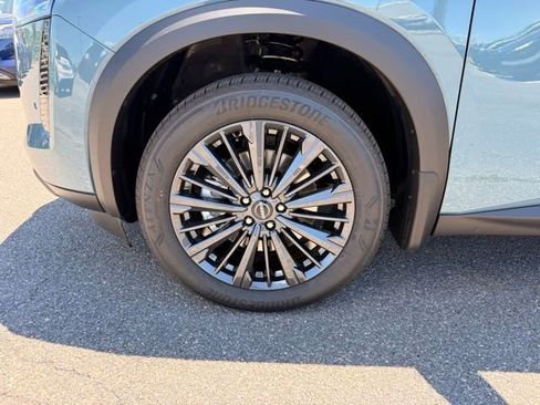 New 2026 Nissan Pathfinder SL w/ SL Premium Package (P04) AWD/4WD image 9