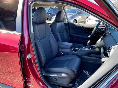 Certified 2025 Subaru Outback Limited image 7