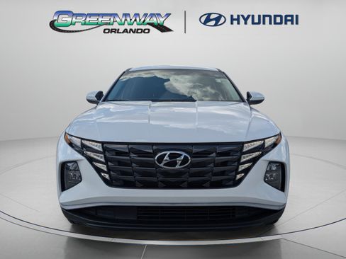 Used 2023 Hyundai Tucson SE FWD image 3