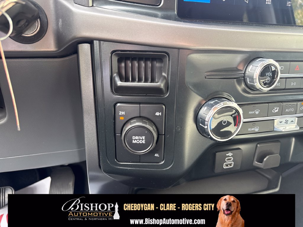 Used 2025 Ford F150 XLT w/ Equipment Group 301A Standard AWD/4WD image 22