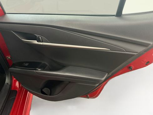Used 2025 Toyota Camry SE FWD image 31