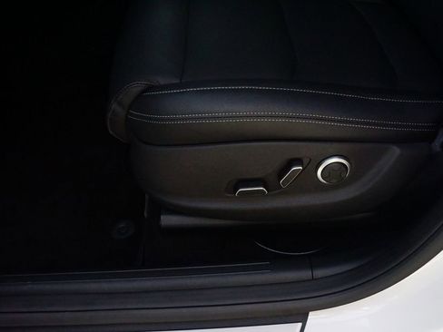 New 2026 Genesis GV70 2.5T image 15