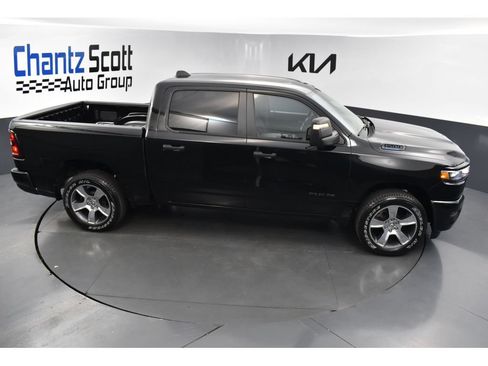 Used 2025 RAM 1500 Tradesman AWD/4WD image 14