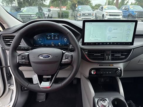 New 2025 Ford Escape SE w/ PHEV Premium Package image 21