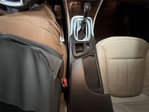 Used 2013 Buick Regal Premium image 19