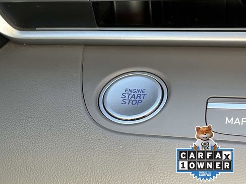 Used 2024 Hyundai Elantra SEL w/ Convenience Package image 33