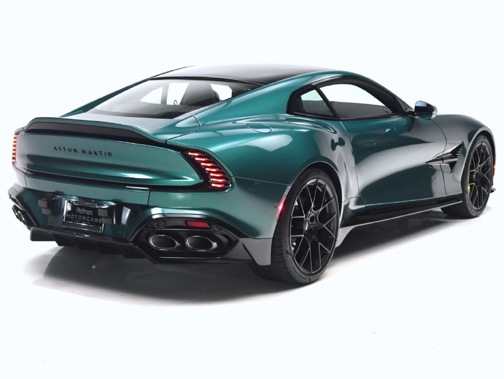 Used 2025 Aston Martin Vanquish RWD image 6