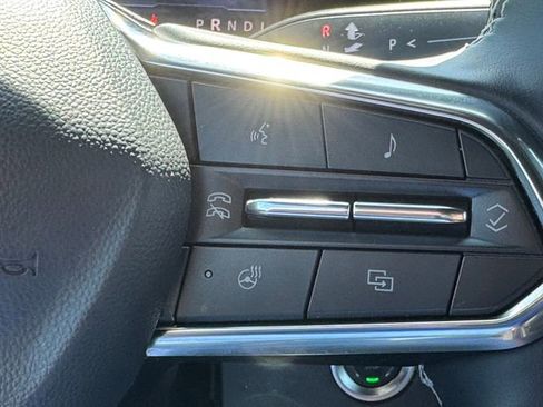 Used 2025 Chevrolet Traverse Z71 w/ Enhanced Driving Package AWD/4WD image 23