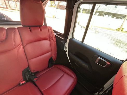 Certified 2024 Jeep Wrangler Sahara image 14