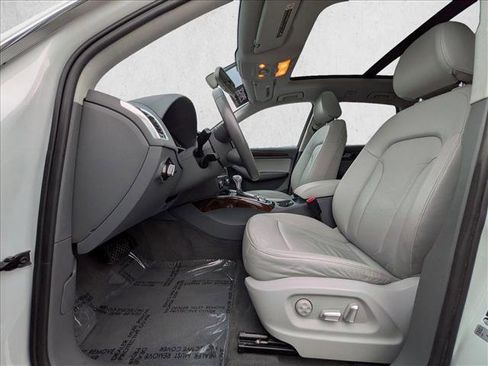 Used 2016 Audi Q5 2.0T Premium Plus w/ Technology Package image 16