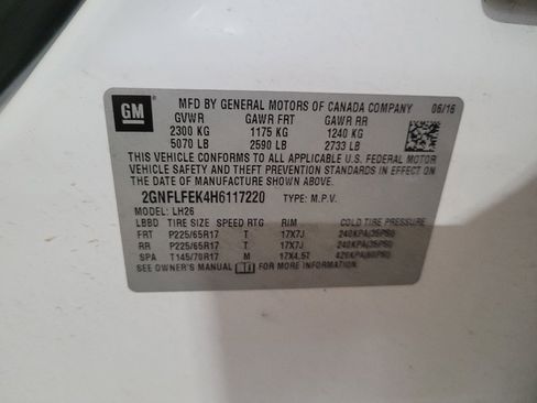 Used 2017 Chevrolet Equinox LT w/ Convenience Package image 33