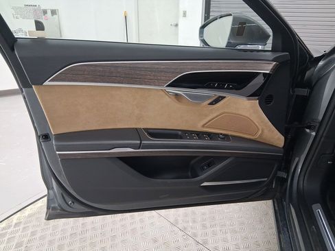 Used 2021 Audi A8 L 3.0T image 20