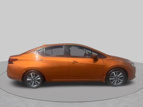 Used 2020 Nissan Versa SV FWD image 7