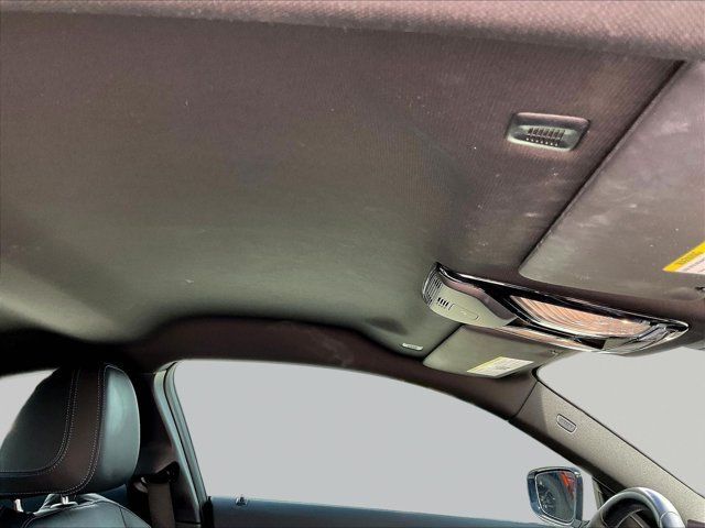 Used 2023 BMW 230i Coupe w/ M Sport Package RWD image 13
