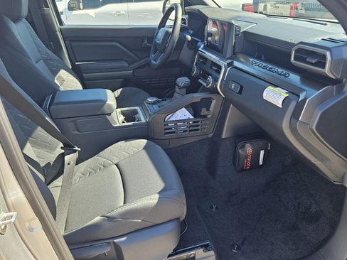 New 2025 Toyota Tacoma SR5 image 11