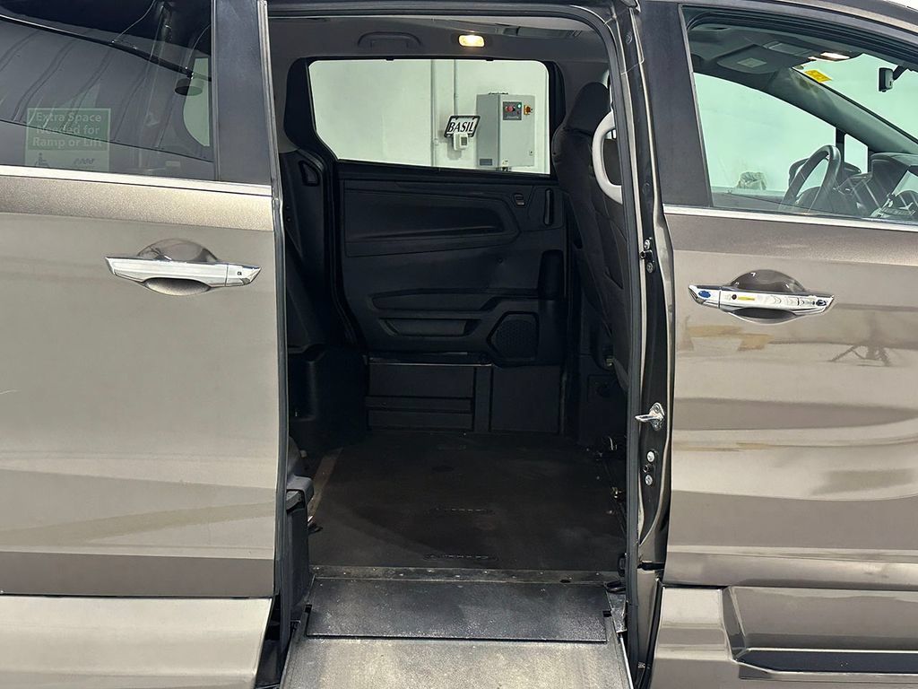 Used 2020 Honda Odyssey EX-L image 28