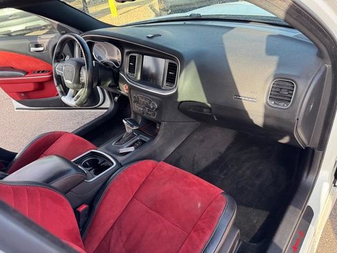 Used 2015 Dodge Charger SRT w/ Harman/Kardon Audio Group image 28