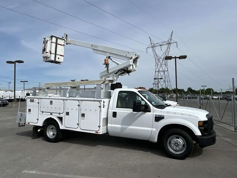 Used 2008 Ford F350 XLT RWD image 15