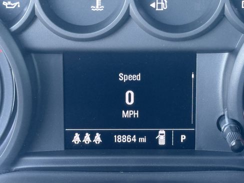 Used 2024 Chevrolet Silverado 1500 Custom w/ Turbomax Blackout Package image 23