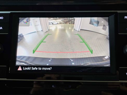 Used 2020 Volkswagen Tiguan S FWD image 24