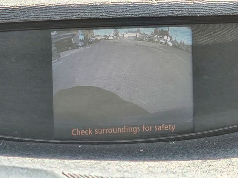 Used 2010 Toyota Venza Limited image 7