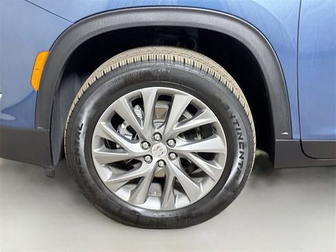 Used 2025 Buick Enclave Preferred image 31