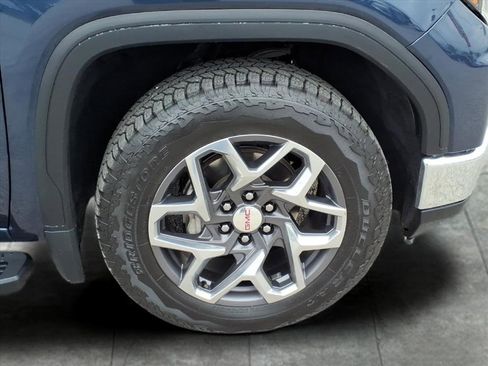 Used 2023 GMC Sierra 1500 SLT image 10