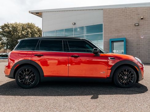 Used 2022 MINI Cooper Clubman S w/ Premium Package AWD/4WD image 8