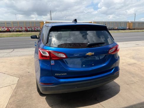 Used 2019 Chevrolet Equinox LS FWD image 19