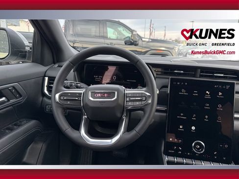 New 2026 GMC Terrain Elevation w/ LPO, Floor Liner Package image 38