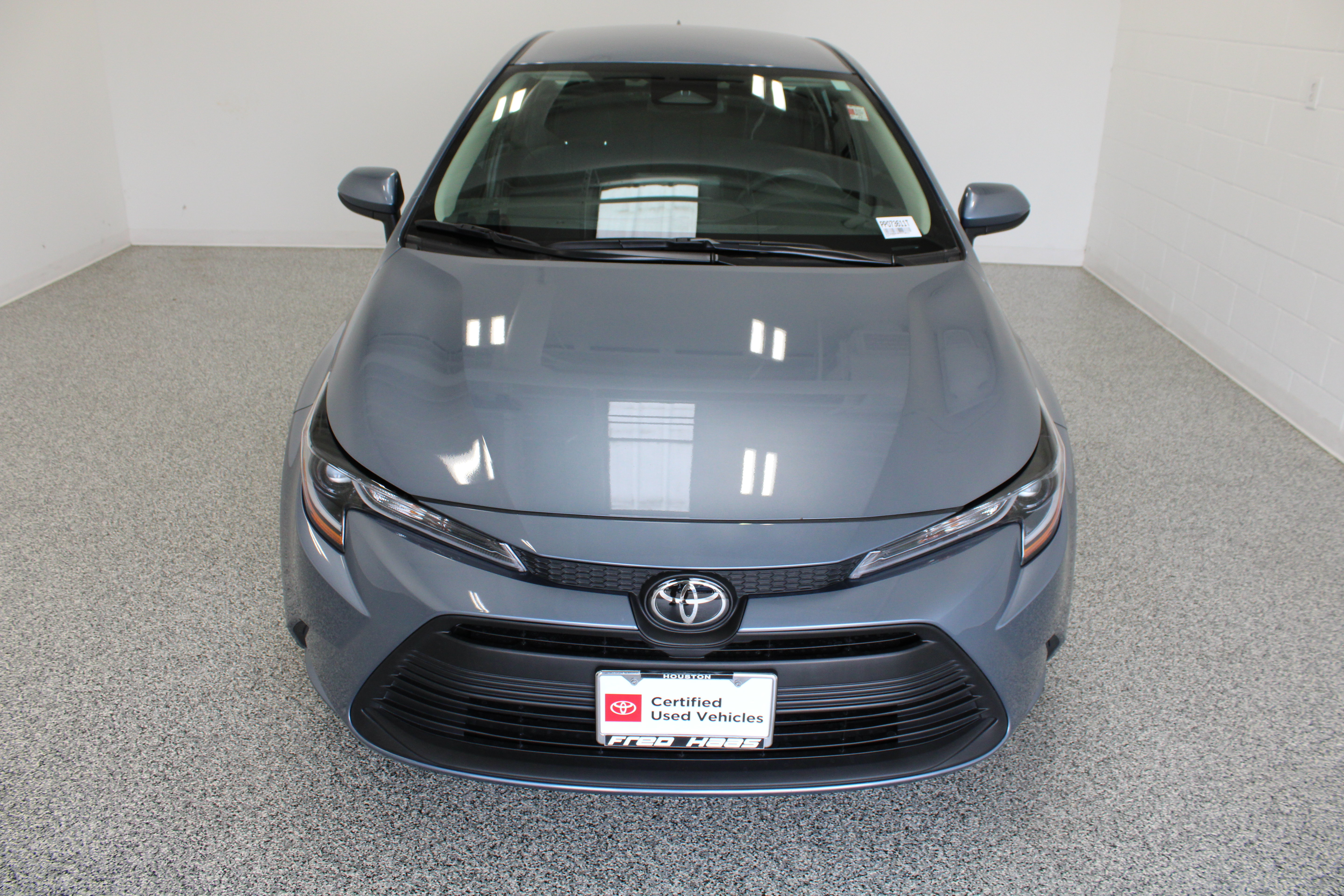 Certified 2023 Toyota Corolla LE FWD image 3