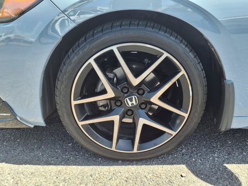 Used 2022 Honda Civic Sport Touring image 10
