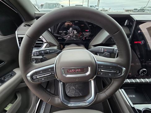 New 2026 GMC Yukon XL Elevation image 14