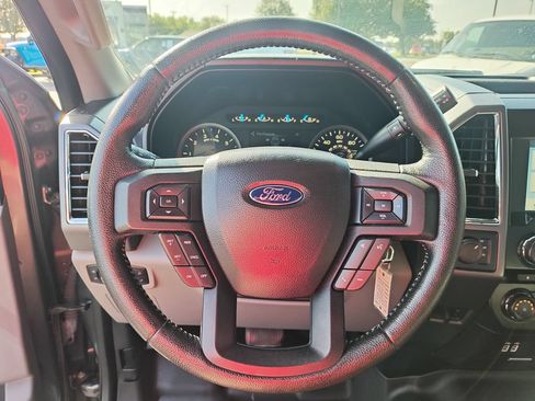 Used 2016 Ford F150 XLT w/ Equipment Group 302A Luxury AWD/4WD image 17