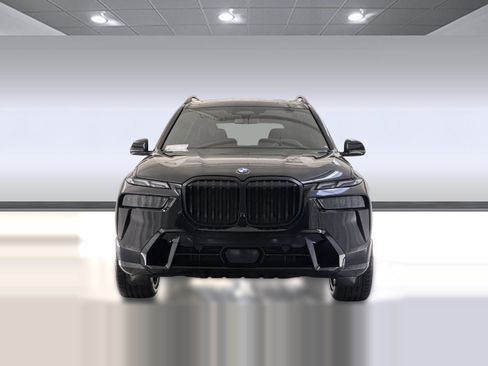 Used 2026 BMW X7 xDrive40i w/ M Sport Package AWD/4WD image 5