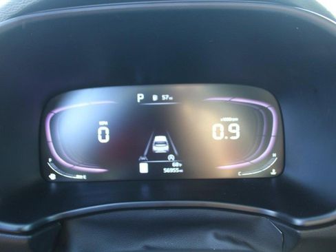 Used 2023 Kia Soul LX image 17
