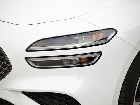 Used 2025 Genesis G70 3.3T Advanced image 12