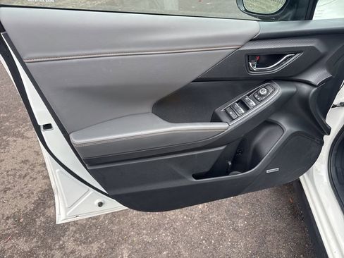 Used 2025 Subaru Crosstrek 2.5i Limited w/ Crosstrek Mirror Package image 19