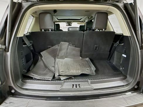 Used 2019 Ford Expedition Platinum image 29