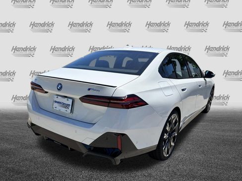 Certified 2025 BMW i5 eDrive40i w/ M Sport Package RWD image 10