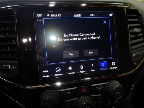 Used 2021 Jeep Grand Cherokee SRT image 21