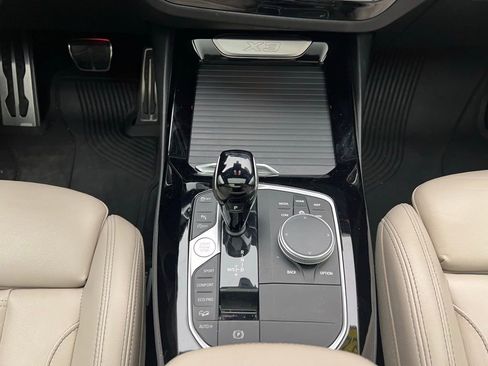 Used 2022 BMW X3 xDrive30i w/ M Sport Package image 11