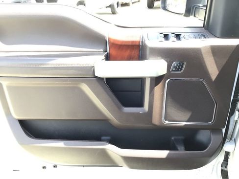 Used 2019 Ford F250 King Ranch w/ King Ranch Ultimate Package AWD/4WD image 40