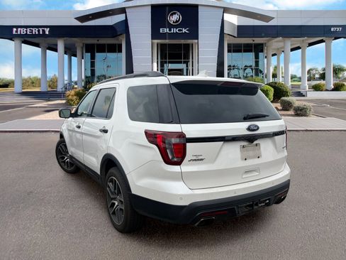Used 2016 Ford Explorer Sport w/ Equipment Group 401A AWD/4WD image 3