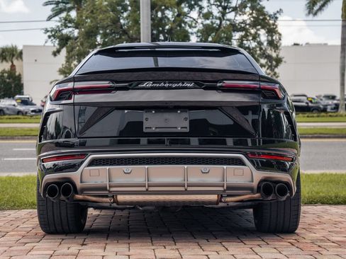 Used 2021 Lamborghini Urus AWD/4WD image 5